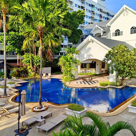 Pooh Beach Resort & Spa Pantai Jomtien Luaran gambar