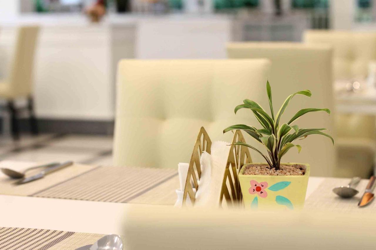 Pooh Beach Resort & Spa Pantai Jomtien Luaran gambar
