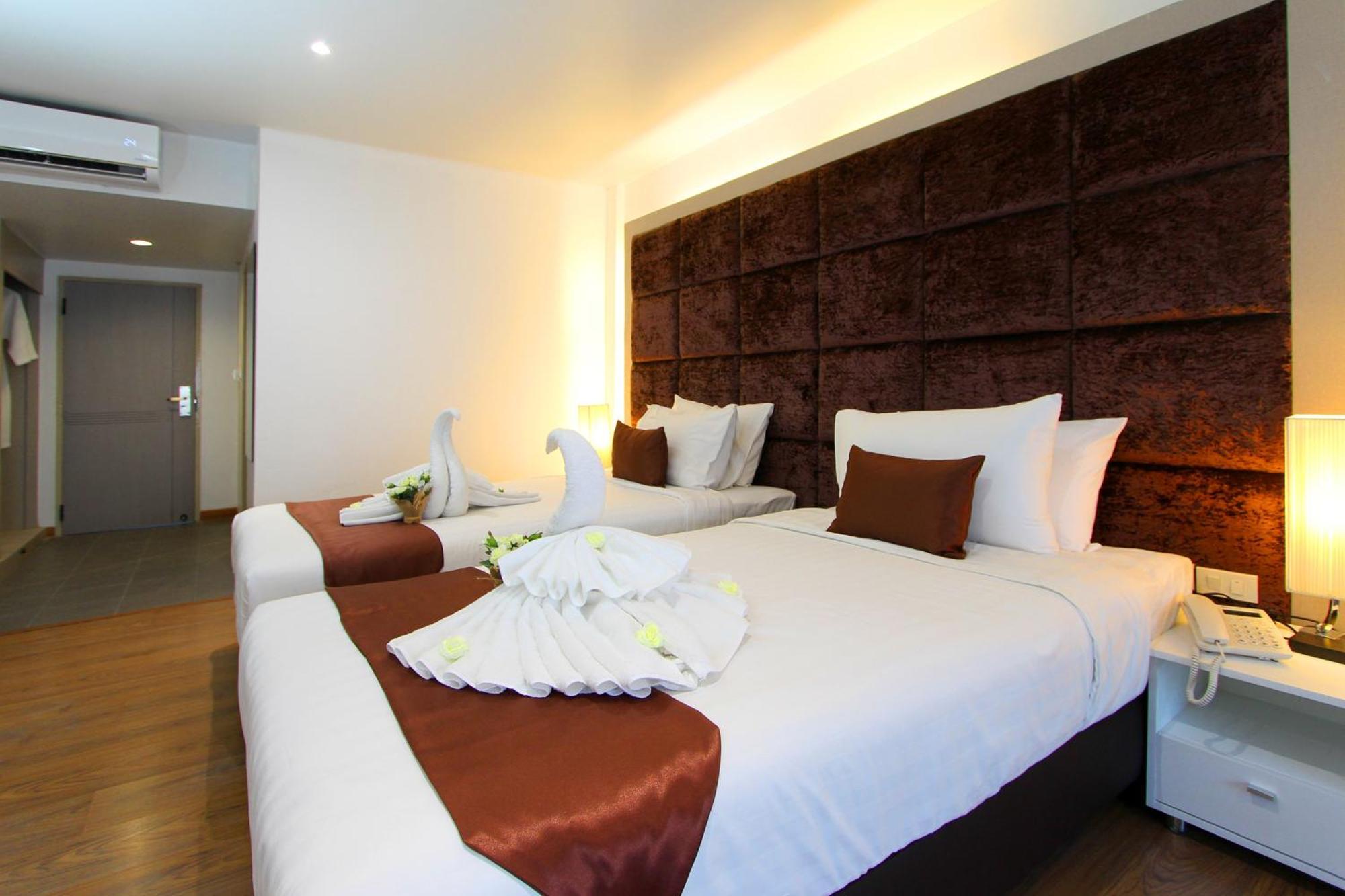 Pooh Beach Resort & Spa Pantai Jomtien Luaran gambar