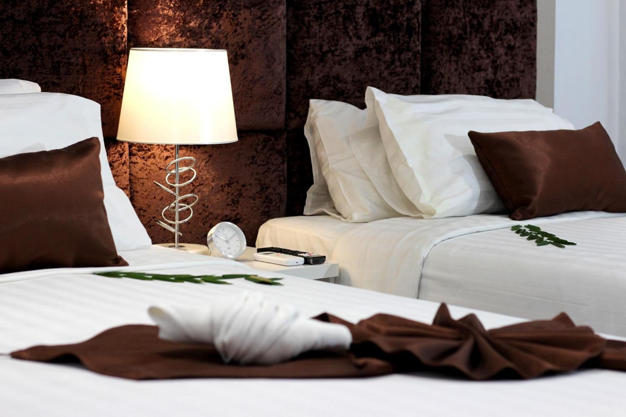 Pooh Beach Resort & Spa Pantai Jomtien Luaran gambar