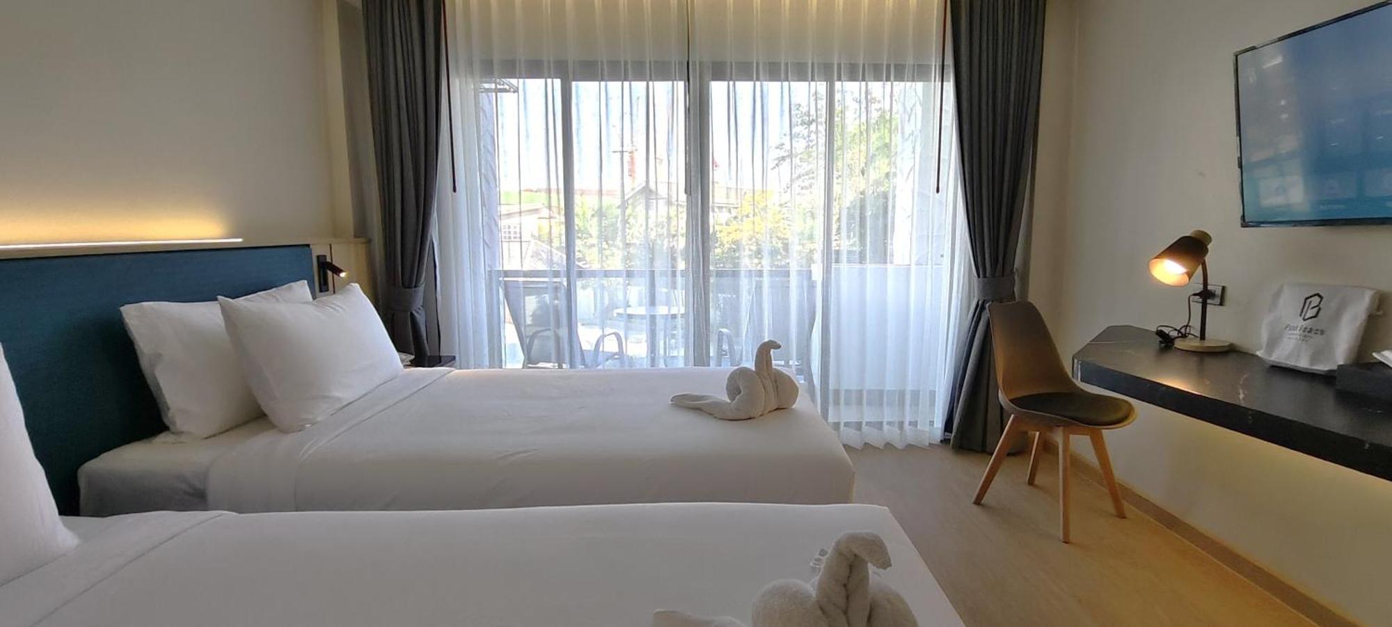 Pooh Beach Resort & Spa Pantai Jomtien Luaran gambar